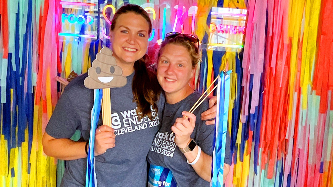 Sisters Courtney Vigars and Heather Russell have recovered well since being diagnosed with stage 3 colorectal cancer and are in their fifth year of remission.