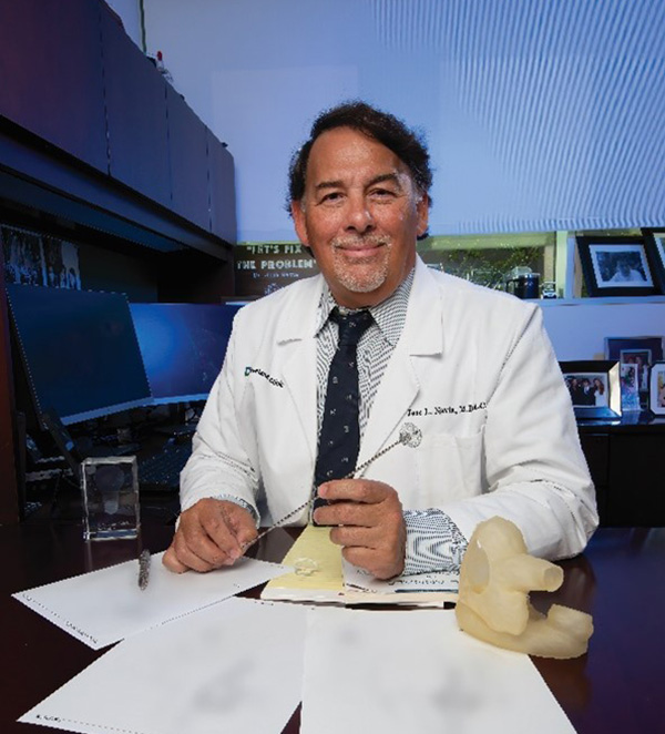 Jose Navia, MD